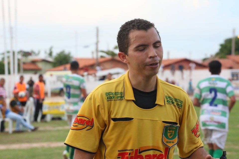 Cartão amarelo: Altos tem quatro jogadores pendurados